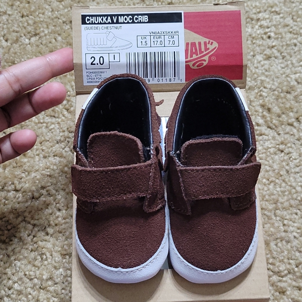 Vans chukka v moc crib shoes